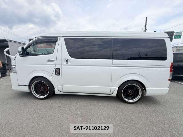 Toyota HIACE WAGON 2022-12 8685653-3