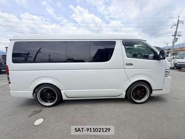 Toyota HIACE WAGON 2022-12 8685653-7