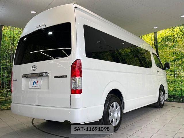 Toyota HIACE WAGON 2025-09 8742578-16