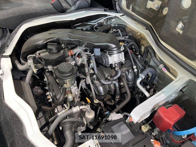Toyota HIACE WAGON 2025-09 8742578-17