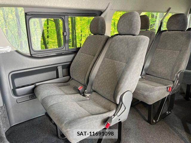 Toyota HIACE WAGON 2025-09 8742578-7