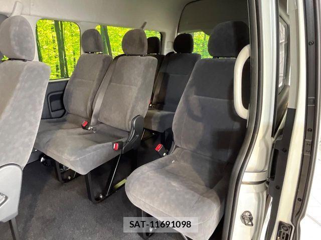 Toyota HIACE WAGON 2025-09 8742578-8