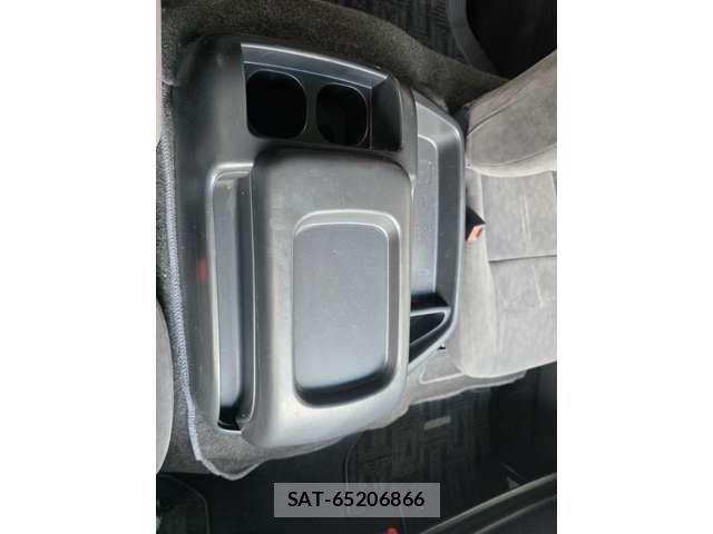 Toyota HIACE WAGON 2022-06 8742587-20