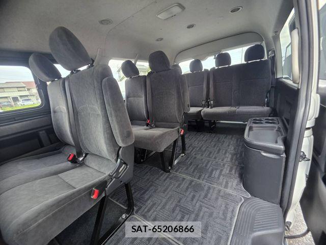 Toyota HIACE WAGON 2022-06 8742587-21