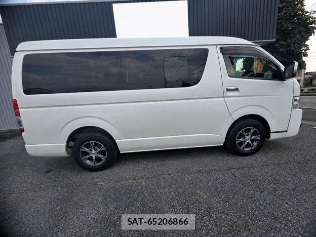 Toyota HIACE WAGON 2022-06 8742587-6