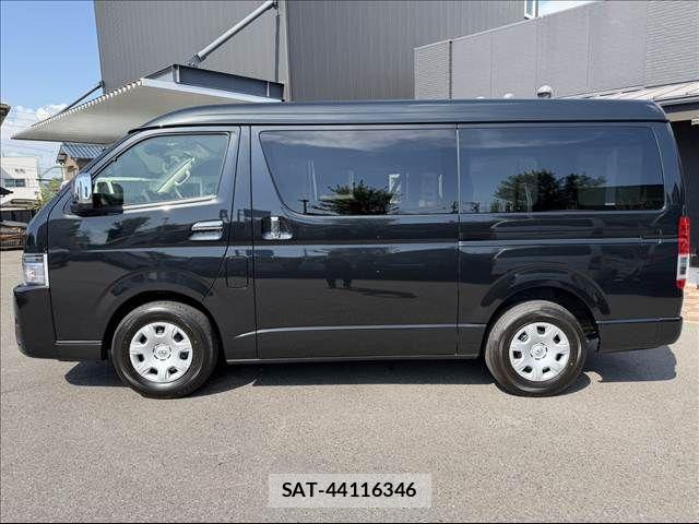 Toyota HIACE WAGON 2026-07 8742586-13