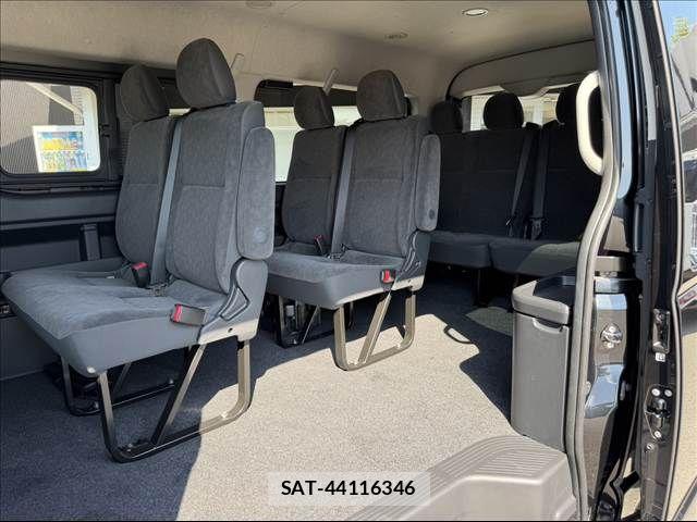 Toyota HIACE WAGON 2026-07 8742586-7