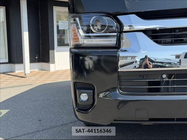 Toyota HIACE WAGON 2026-07 8742586-8