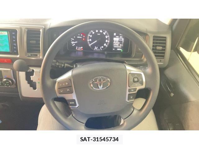 Toyota HIACE WAGON 2025-04 8742579-17