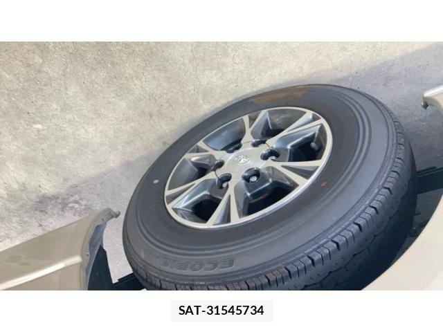 Toyota HIACE WAGON 2025-04 8742579-3