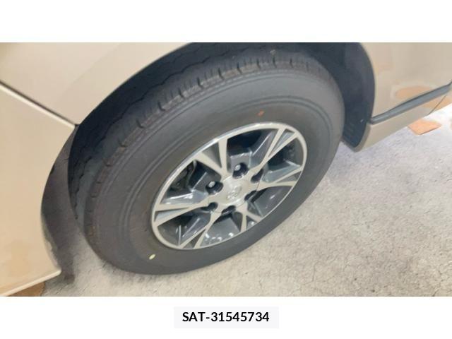 Toyota HIACE WAGON 2025-04 8742579-5