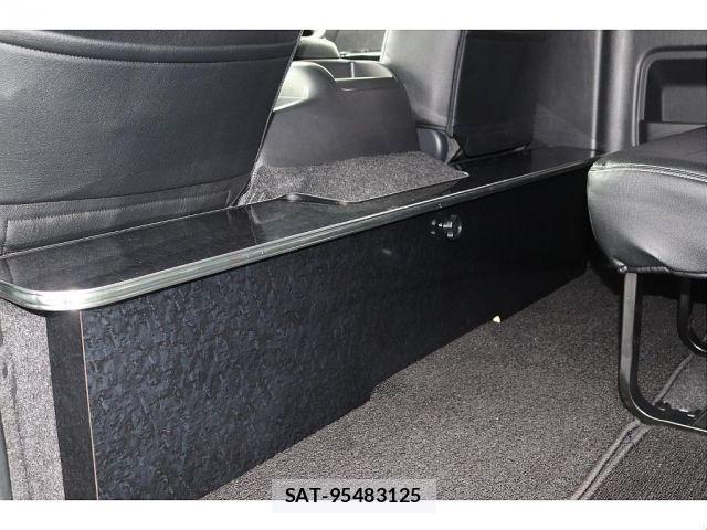 Toyota HIACE WAGON 2014-01 8780490-12