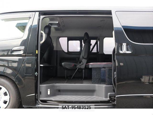 Toyota HIACE WAGON 2014-01 8780490-13
