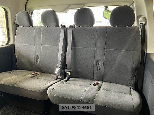 Toyota HIACE WAGON 2026-02 8796136-11