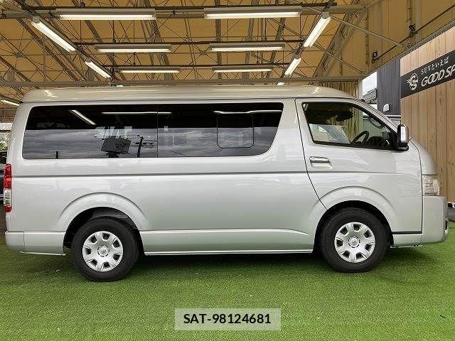 Toyota HIACE WAGON 2026-02 8796136-17