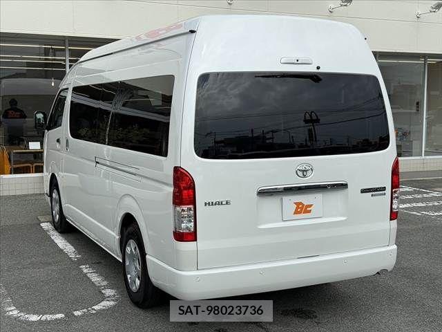 Toyota HIACE WAGON 2025-08 8829317-14