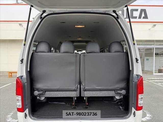 Toyota HIACE WAGON 2025-08 8829317-23