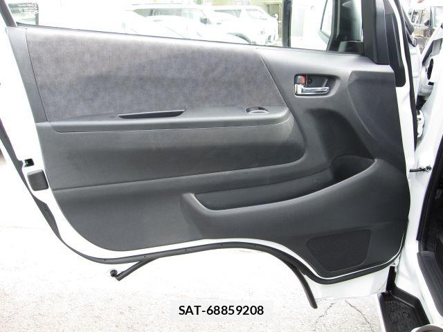 Toyota HIACE WAGON 2026-07 8829318-11