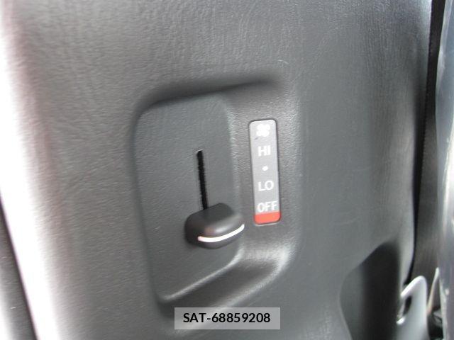 Toyota HIACE WAGON 2026-07 8829318-17