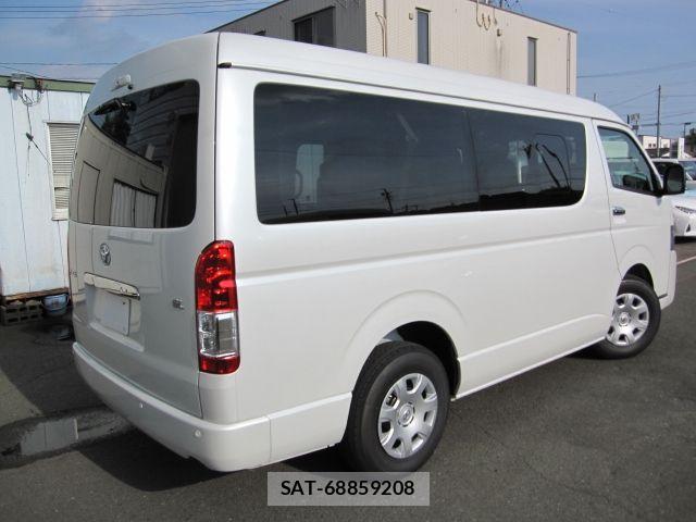 Toyota HIACE WAGON 2026-07 8829318-6