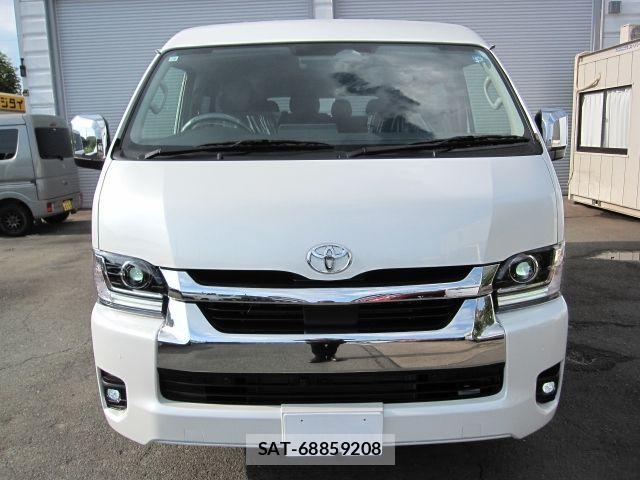 Toyota HIACE WAGON 2026-07 8829318-7
