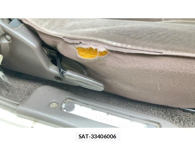 Toyota HIACE WAGON 1997-02 8829322-26