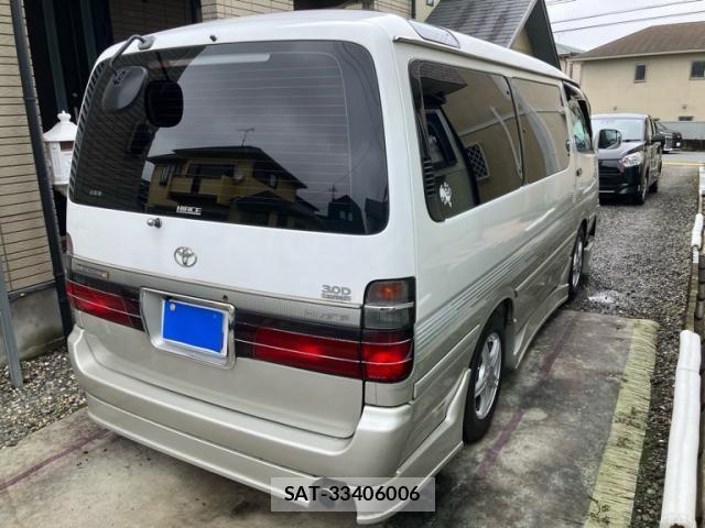 Toyota HIACE WAGON 1997-02 8829322-3