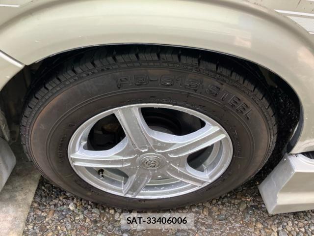 Toyota HIACE WAGON 1997-02 8829322-7