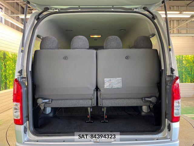 Toyota HIACE WAGON 2018-02 8829319-10
