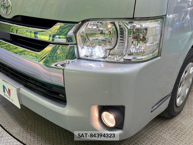Toyota HIACE WAGON 2018-02 8829319-12
