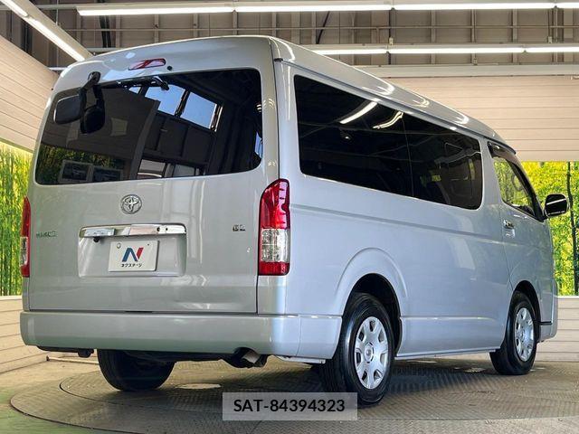Toyota HIACE WAGON 2018-02 8829319-17
