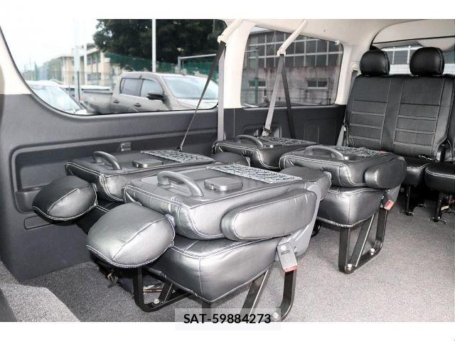 Toyota HIACE WAGON 2011-01 8829321-6