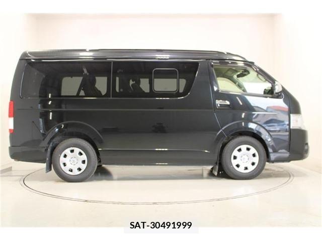 Toyota HIACE WAGON 2019-03 8880015-12