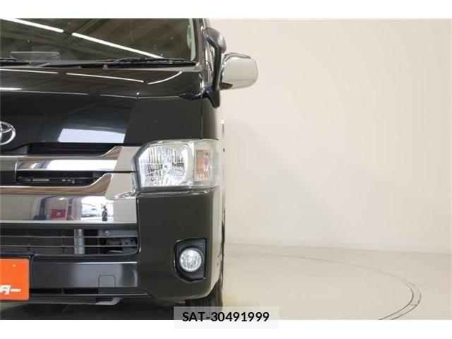 Toyota HIACE WAGON 2019-03 8880015-13