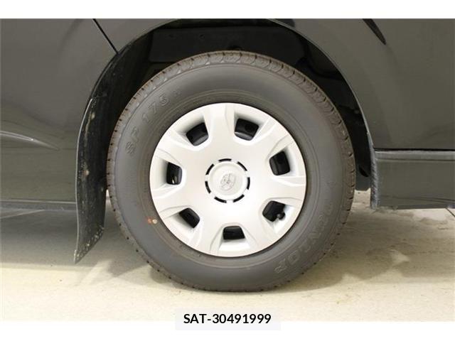 Toyota HIACE WAGON 2019-03 8880015-21