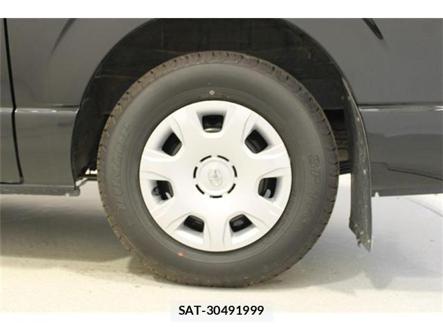 Toyota HIACE WAGON 2019-03 8880015-23