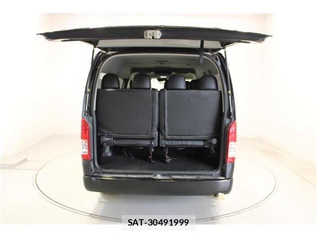Toyota HIACE WAGON 2019-03 8880015-29