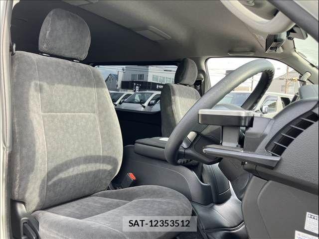Toyota HIACE WAGON 2023-12 8880014-13