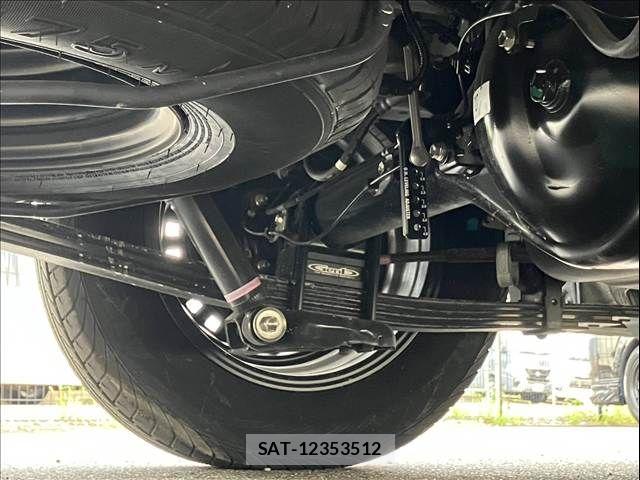 Toyota HIACE WAGON 2023-12 8880014-1