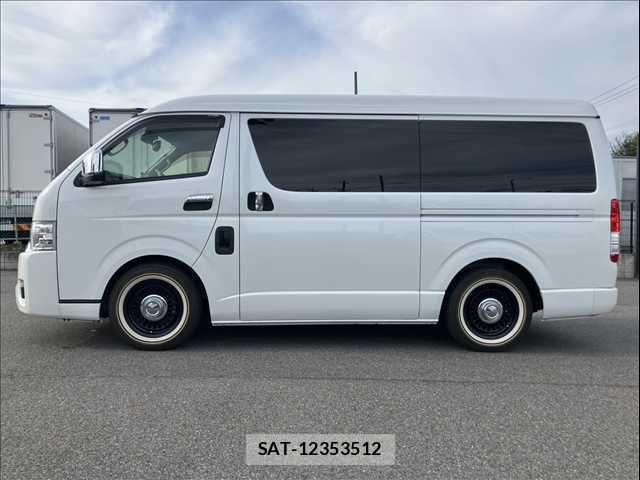 Toyota HIACE WAGON 2023-12 8880014-19