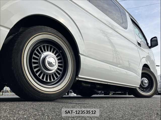 Toyota HIACE WAGON 2023-12 8880014-21