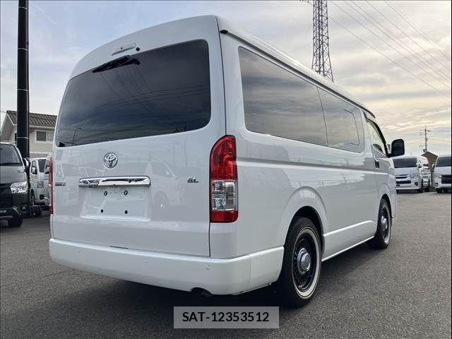 Toyota HIACE WAGON 2023-12 8880014-6