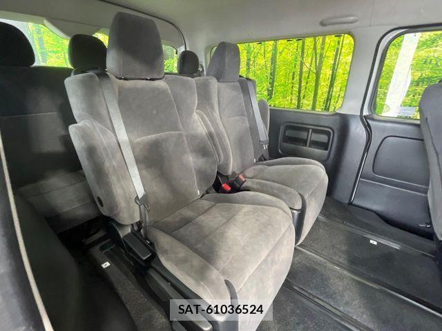Toyota HIACE WAGON 2016-10 8883695-9