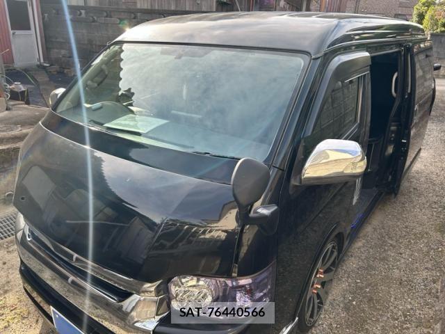 Toyota HIACE WAGON 2015-03 8883696-2