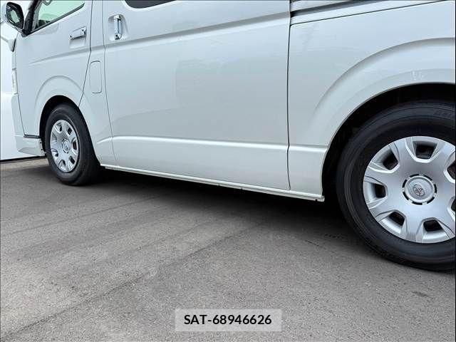 Toyota HIACE WAGON 2015-09 8883697-15