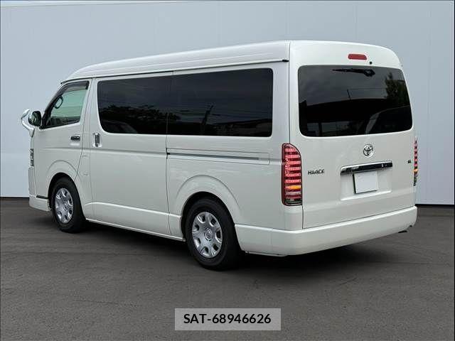 Toyota HIACE WAGON 2015-09 8883697-16