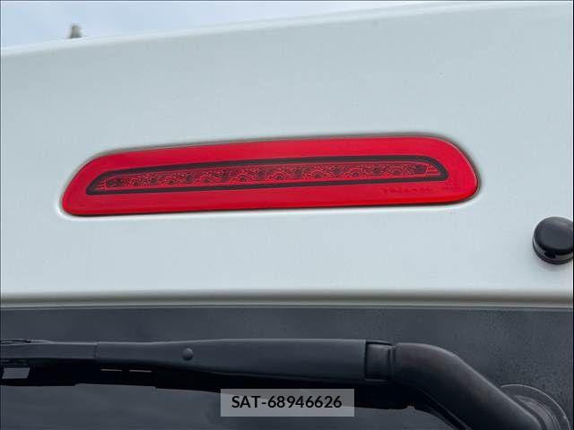 Toyota HIACE WAGON 2015-09 8883697-18