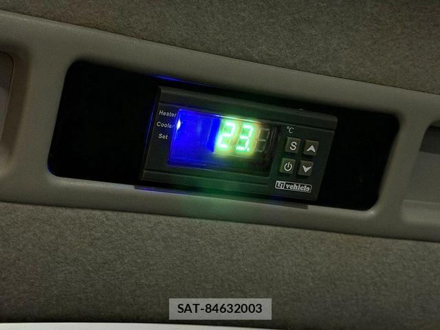 Toyota HIACE WAGON 2021-06 8314717-9
