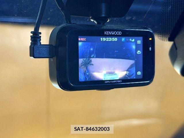 Toyota HIACE WAGON 2021-06 8314717-10