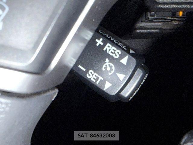 Toyota HIACE WAGON 2021-06 8314717-11